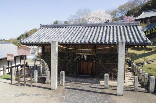 東大寺 二月堂閼伽井屋